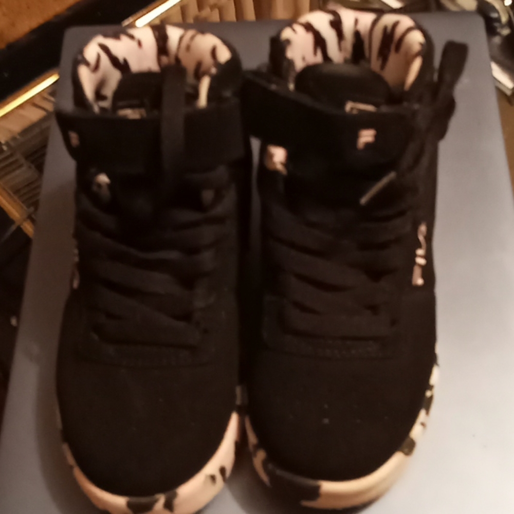 Girls Sneakers